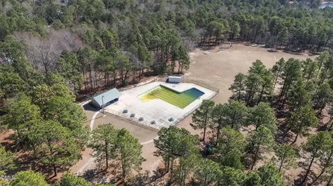 51 Eagles Roost Sanford NC 27332