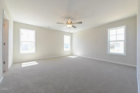 398 Hookbill Lane Lillington NC 27546
