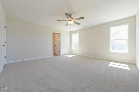 398 Hookbill Lane Lillington NC 27546