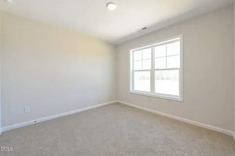 398 Hookbill Lane Lillington NC 27546
