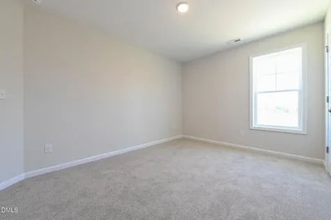 398 Hookbill Lane Lillington NC 27546