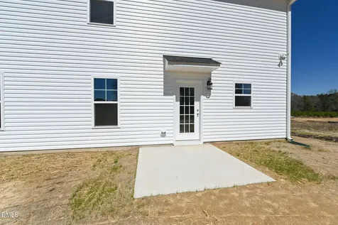 398 Hookbill Lane Lillington NC 27546