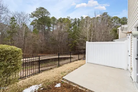 469 Panorama View Loop Cary NC 27519