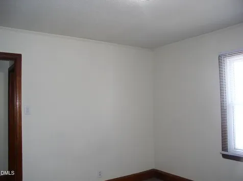 1061 N Pinkston Street Henderson NC 27536