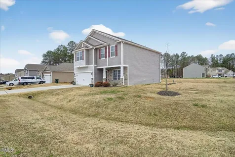 79 Rockwater Way Zebulon NC 27597