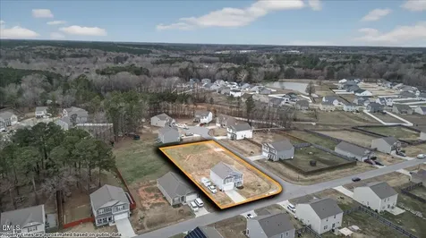 79 Rockwater Way Zebulon NC 27597