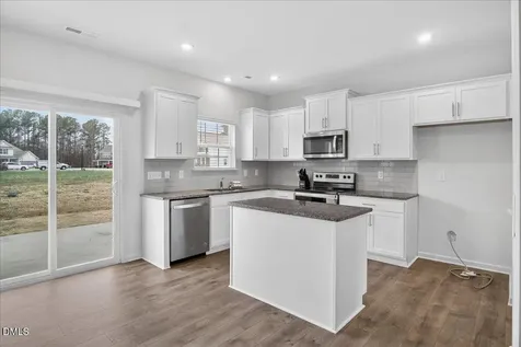 79 Rockwater Way Zebulon NC 27597