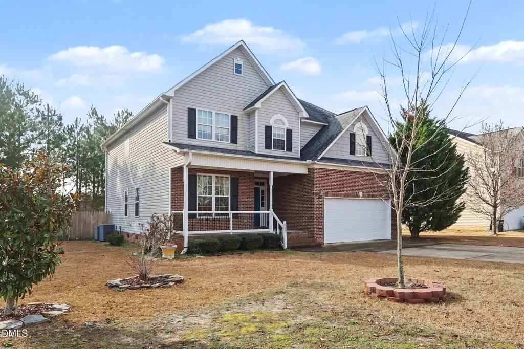 615 Lenoir Drive Spring Lake NC 28390
