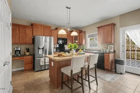 615 Lenoir Drive Spring Lake NC 28390