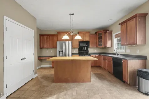615 Lenoir Drive Spring Lake NC 28390
