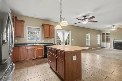 615 Lenoir Drive Spring Lake NC 28390