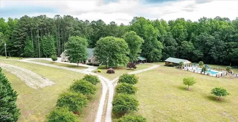 413 Johnson Town Road Zebulon NC 27597