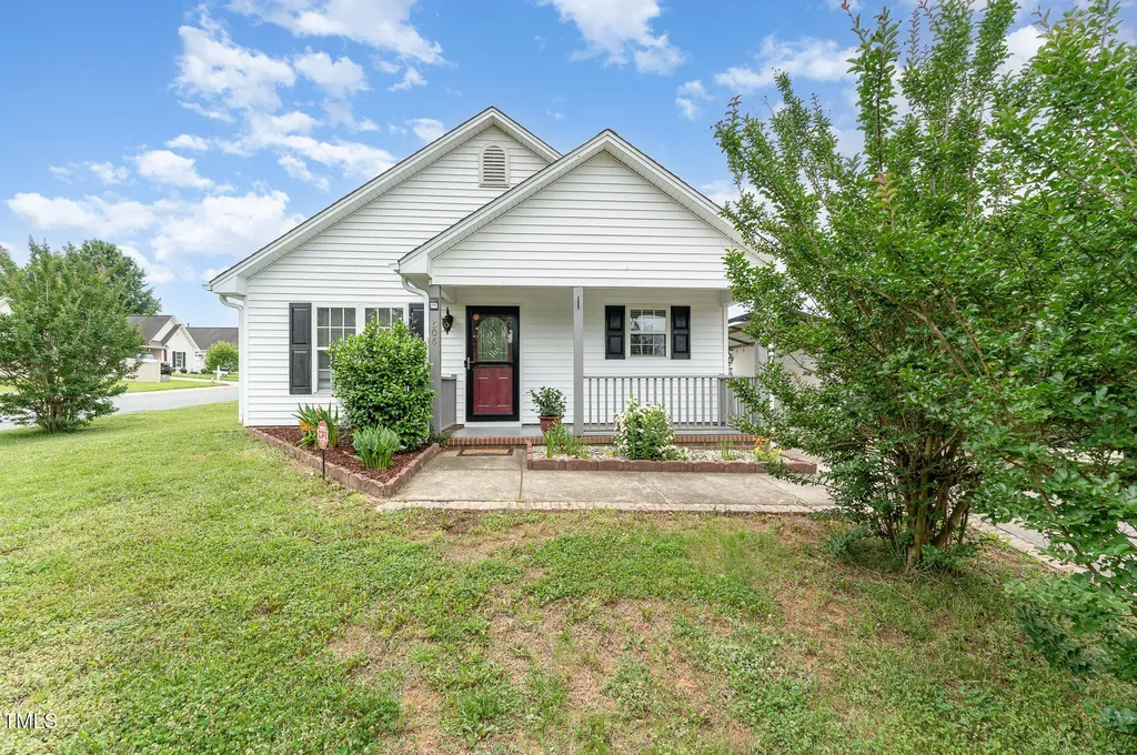 606 Arden Street Burlington NC 27215