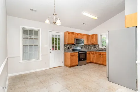 606 Arden Street Burlington NC 27215