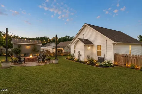 606 Arden Street Burlington NC 27215