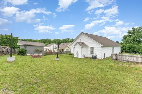 606 Arden Street Burlington NC 27215
