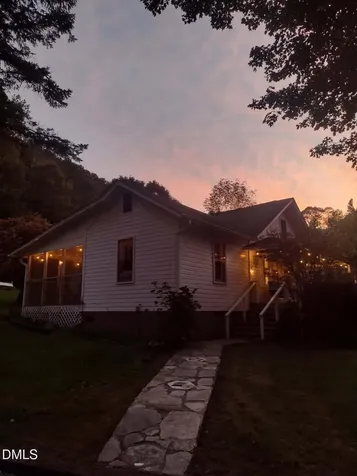 659 Chestnut Grove Road Spruce Pine NC 28777