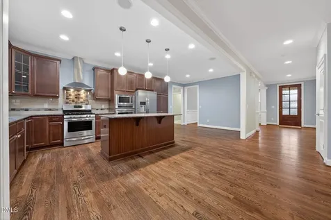 1604 Doubles Court Raleigh NC 27609