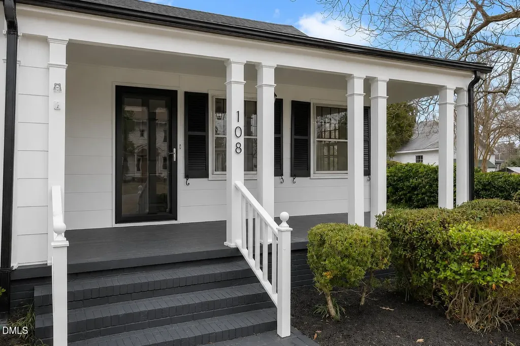 108 N Watauga Avenue Dunn NC 28334