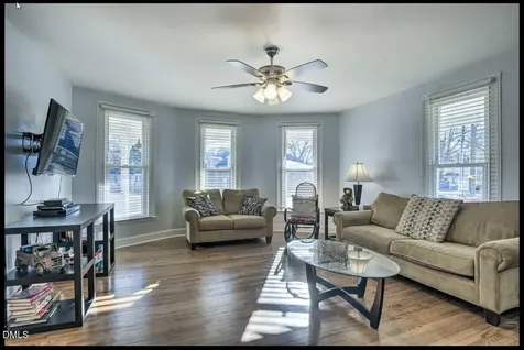 242 W Academy Street Wendell NC 27591