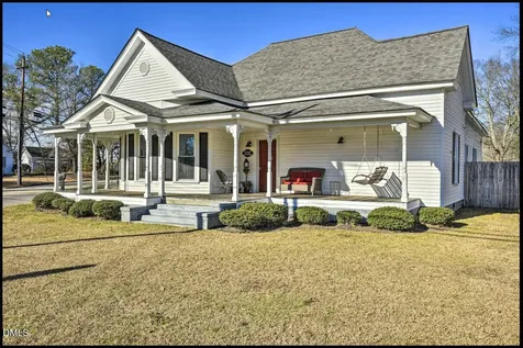 242 W Academy Street Wendell NC 27591