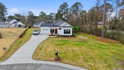 710 Haskett Court Kinston NC 28501