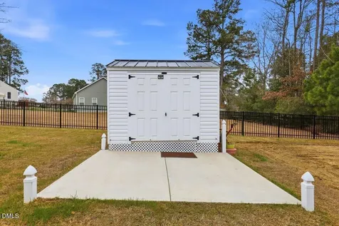 710 Haskett Court Kinston NC 28501