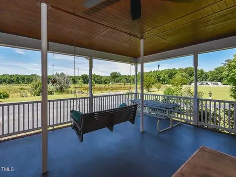 2371 Nc-210 Smithfield NC 27577