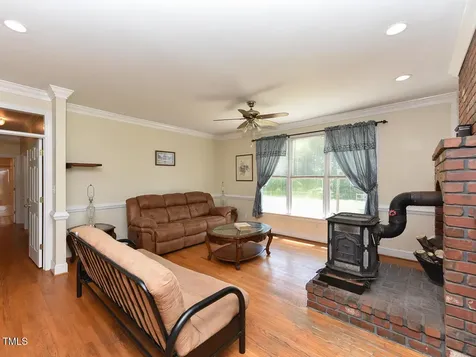 2371 Nc-210 Smithfield NC 27577