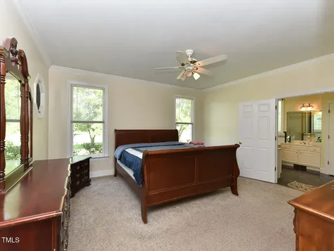 2371 Nc-210 Smithfield NC 27577