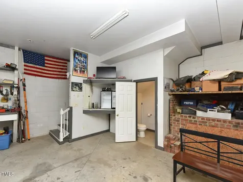 2371 Nc-210 Smithfield NC 27577
