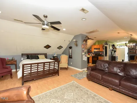 2371 Nc-210 Smithfield NC 27577