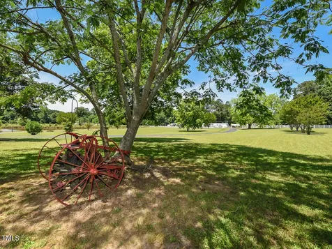 2371 Nc-210 Smithfield NC 27577