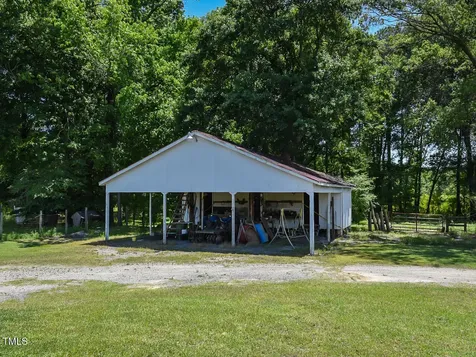 2371 Nc-210 Smithfield NC 27577