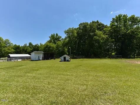 2371 Nc-210 Smithfield NC 27577