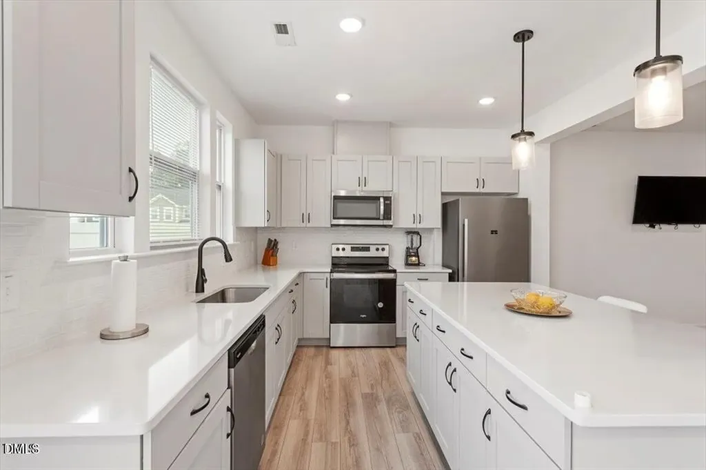 195 Lennei Lane Garner NC 27529