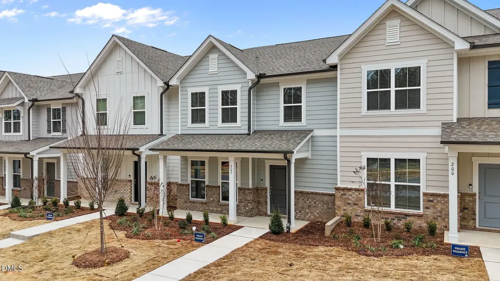 202 Fosterton Cottage Way Garner NC 27603