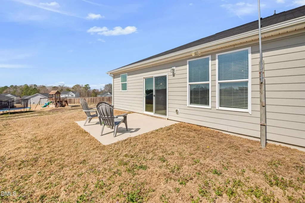 18 Harlow Court Fuquay Varina NC 27526