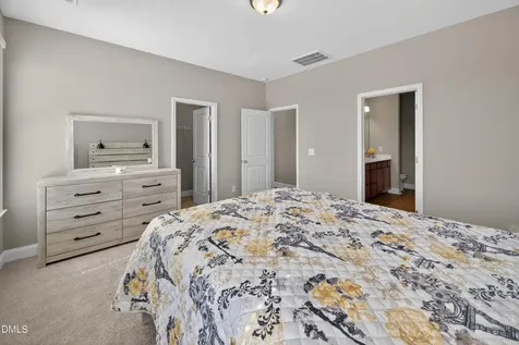 18 Harlow Court Fuquay Varina NC 27526