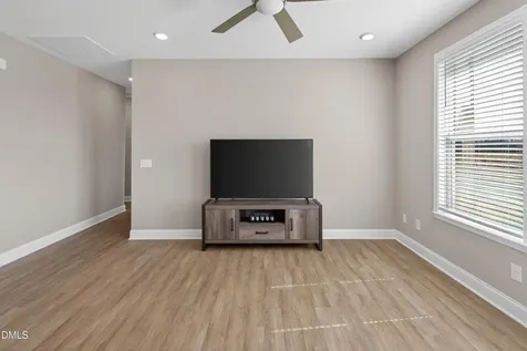 18 Harlow Court Fuquay Varina NC 27526