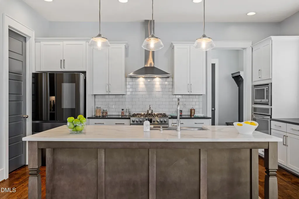 123 Larkin Lane Chapel Hill NC 27516