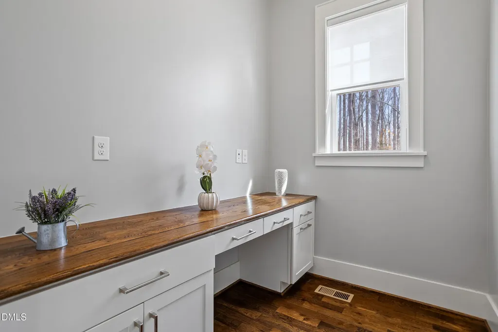 123 Larkin Lane Chapel Hill NC 27516