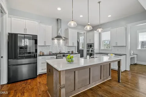 123 Larkin Lane Chapel Hill NC 27516