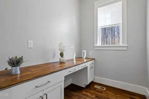 123 Larkin Lane Chapel Hill NC 27516