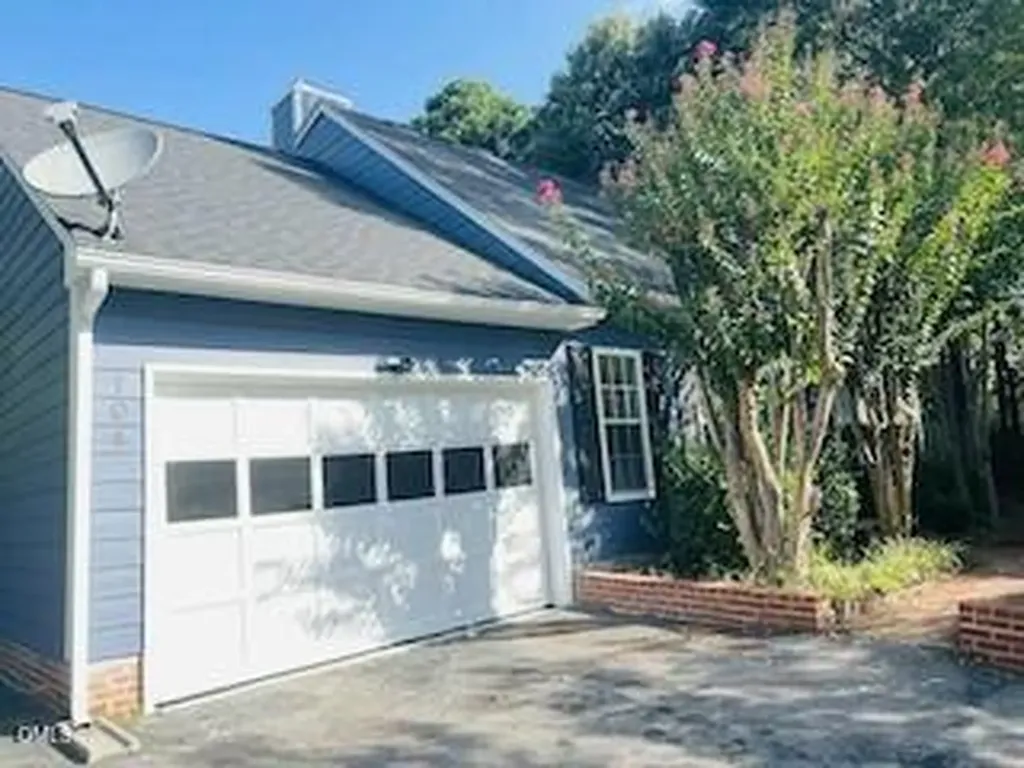 104 Page Crossing Chapel Hill NC 27517