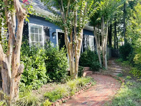 104 Page Crossing Chapel Hill NC 27517