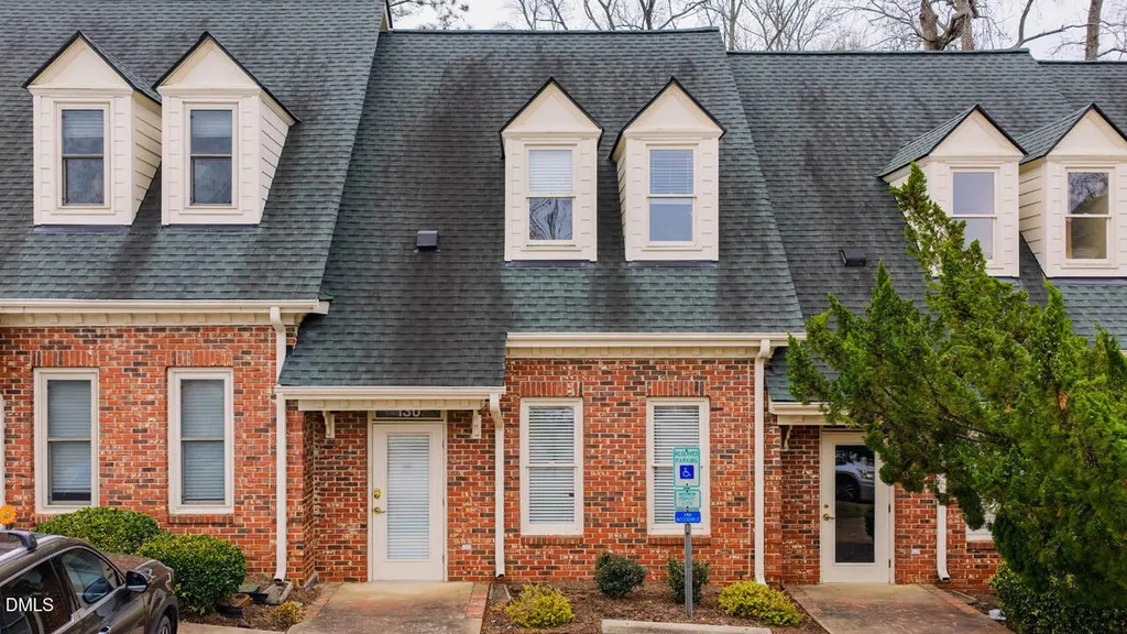 130 Salem Towne Court Apex NC 27502