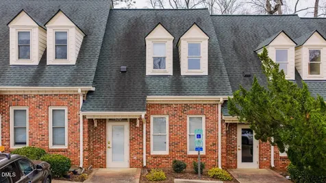 130 Salem Towne Court Apex NC 27502
