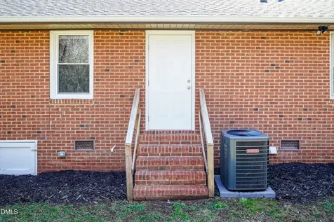 808 W Rose Street Sanford NC 27330