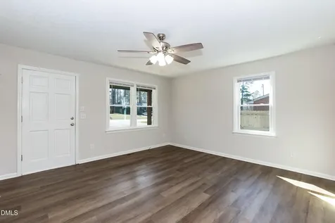 808 W Rose Street Sanford NC 27330